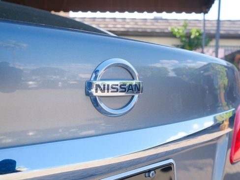 Used 2015 Nissan Sentra S FWD image 45