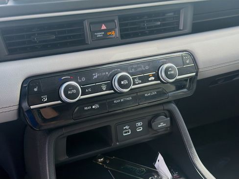 Certified 2025 Honda Pilot EX-L image 14