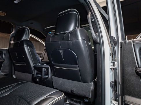 Used 2023 RAM 3500 Limited image 28