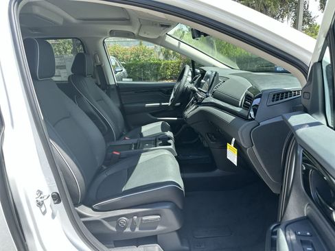New 2026 Honda Odyssey Elite image 17
