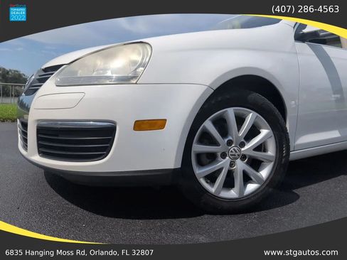 Used 2010 Volkswagen Jetta SE FWD image 10