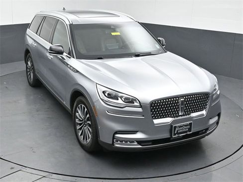 Used 2022 Lincoln Aviator Reserve w/ Equipment Group 201A image 53