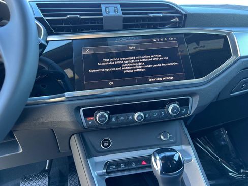 New 2025 Audi Q3 2.0T Premium image 21