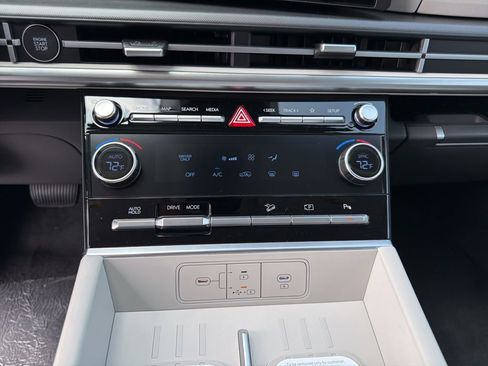 New 2026 Hyundai Santa Fe SE FWD image 28