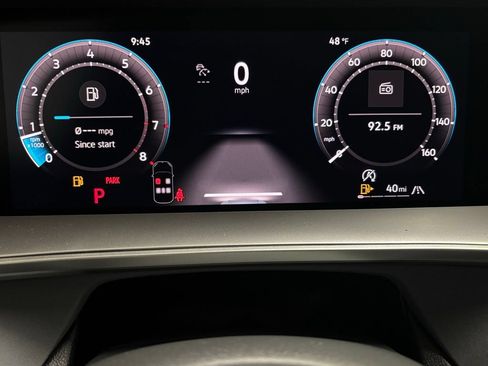 New 2026 Volkswagen Tiguan SE R-Line AWD/4WD image 11