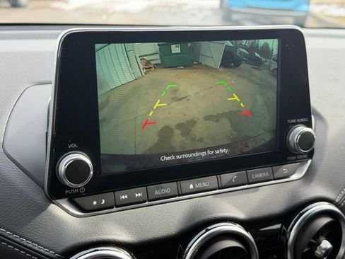 Used 2025 Nissan Sentra SV image 14