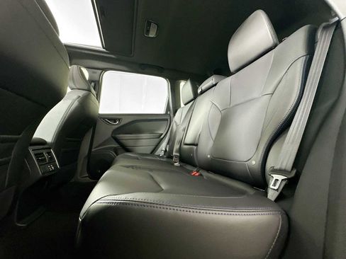 Used 2025 Subaru Forester Limited image 21