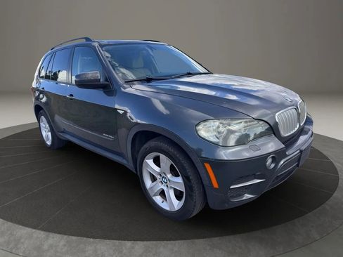 Used 2011 BMW X5 xDrive35d AWD/4WD image 2