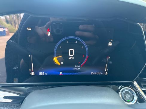 Used 2024 Chevrolet Trax ACTIV w/ Sunroof Package image 23