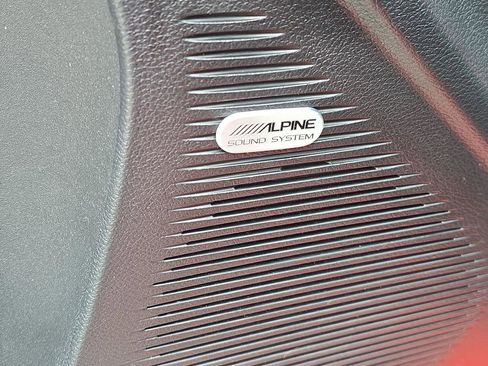 Used 2023 Dodge Challenger SXT w/ Blacktop Package image 15