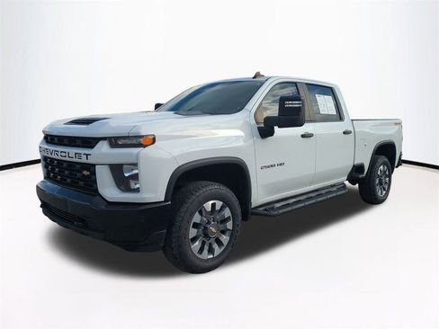 Used 2021 Chevrolet Silverado 2500 Custom w/ Custom Value Package image 9