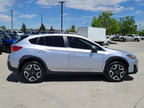 Used 2019 Subaru Crosstrek 2.0i Limited w/ Moonroof Package w/Navigation AWD/4WD image 2