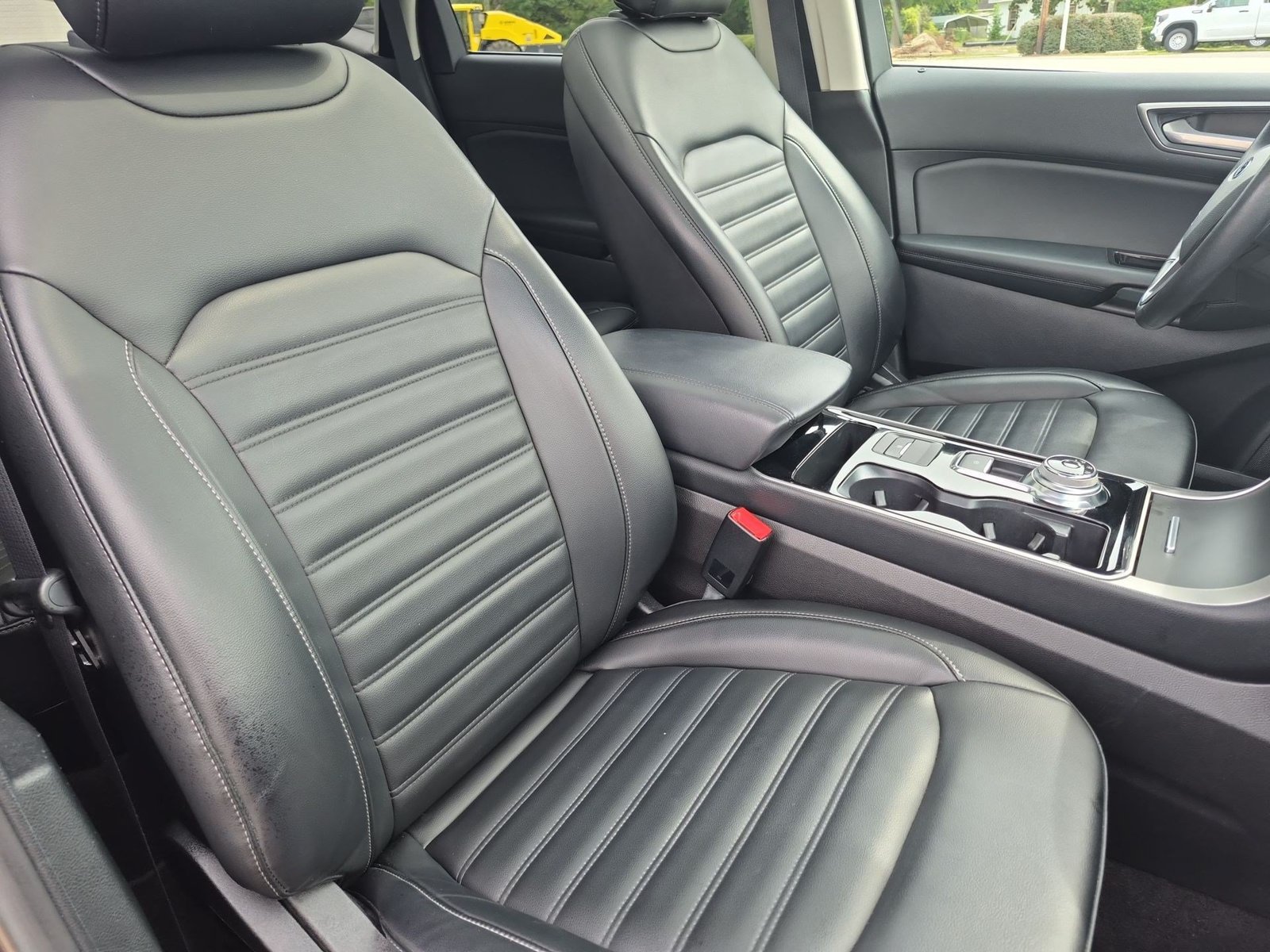 Used 2019 Ford Edge SEL w/ Equipment Group 201A FWD image 29