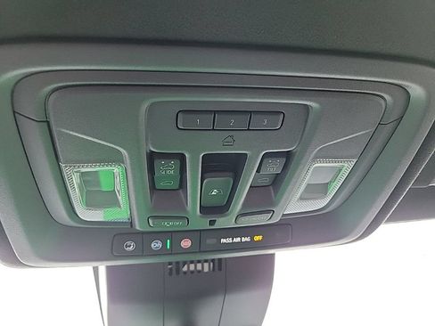 Used 2026 GMC Sierra 1500 Denali Ultimate AWD/4WD image 16