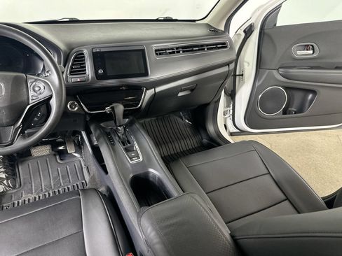Used 2021 Honda HR-V EX image 19