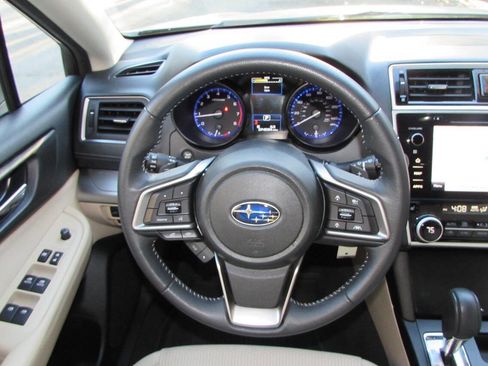 Used 2019 Subaru Outback 2.5i Premium w/ Popular Package #2 image 17