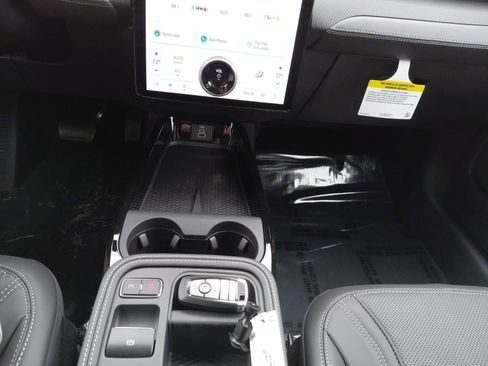 New 2025 Ford Mustang Mach-E Premium image 32