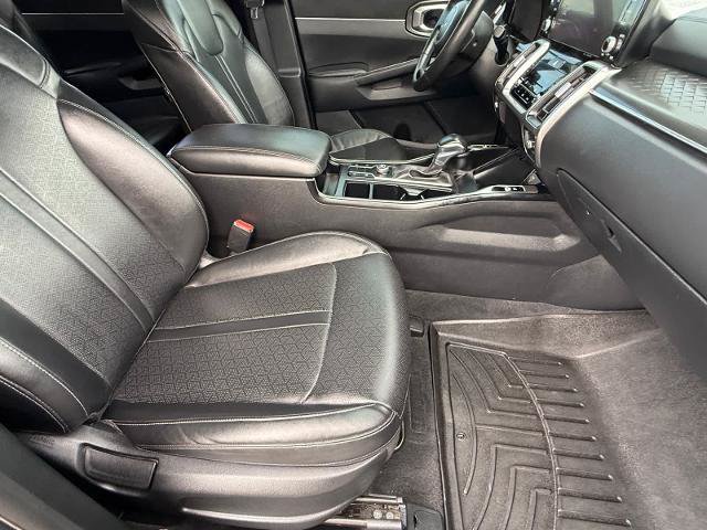 Used 2023 Kia Sorento S FWD image 10