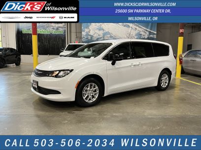 New 2026 Chrysler Voyager LX