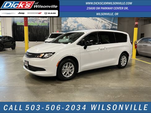 New 2026 Chrysler Voyager LX image 1