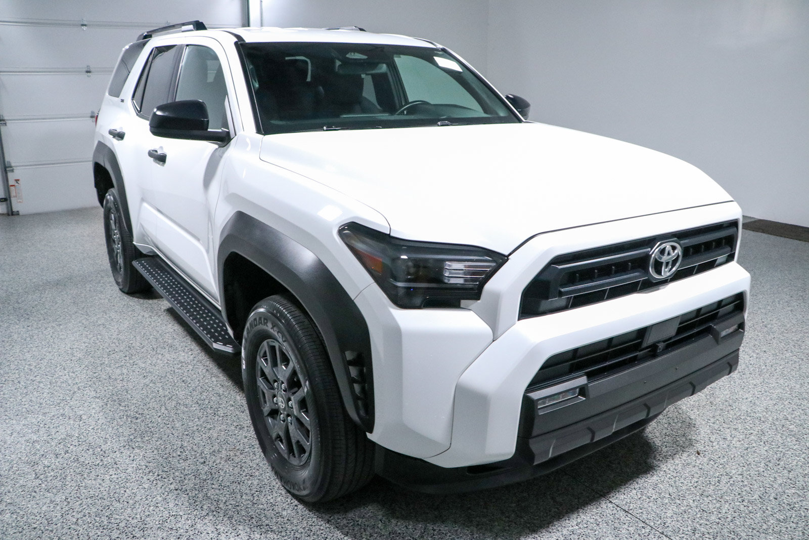Used 2025 Toyota 4Runner SR5 AWD/4WD image 5