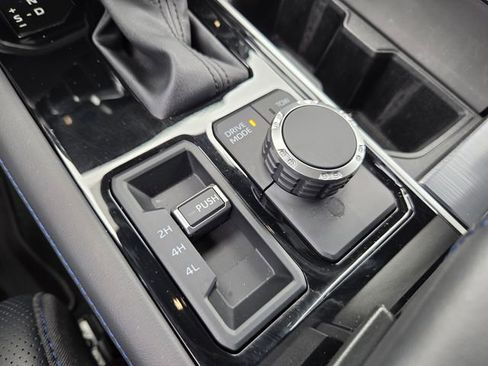 Used 2025 Toyota Tundra Platinum image 26