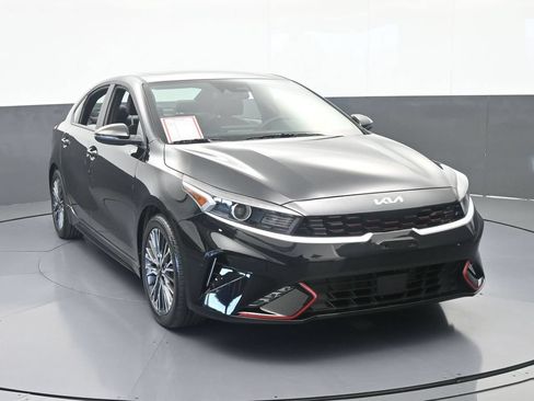 Used 2024 Kia Forte GT-Line w/ GT-Line Premium Package FWD image 9