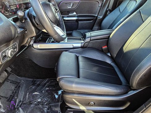 New 2026 Mercedes-Benz GLB 250 4MATIC image 13