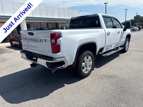Used 2020 Chevrolet Silverado 2500 LTZ w/ LTZ Plus Package AWD/4WD image 3