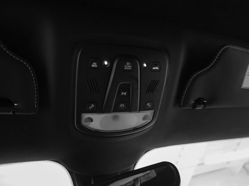 Used 2014 Ferrari F12 Berlinetta RWD image 60