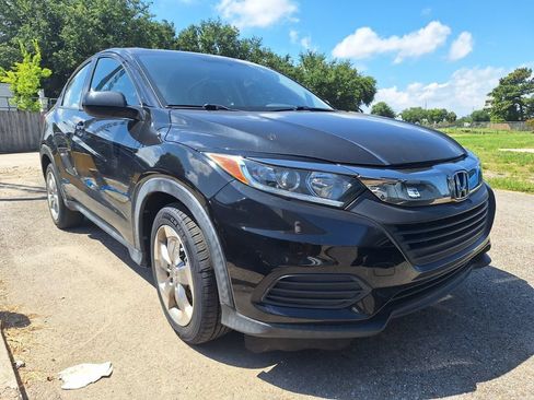Used 2021 Honda HR-V LX image 2
