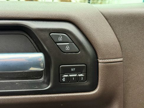 Used 2021 GMC Sierra 1500 SLT w/ SLT Premium Plus Package image 22