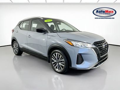 Used 2022 Nissan Kicks SV