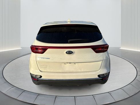 Used 2020 Kia Sportage LX image 7