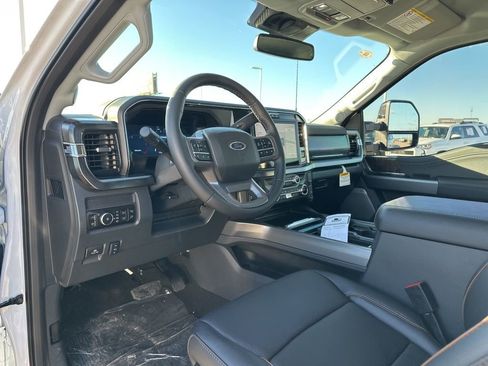 New 2026 Ford F350 Lariat w/ FX4 Off-Road Package image 13