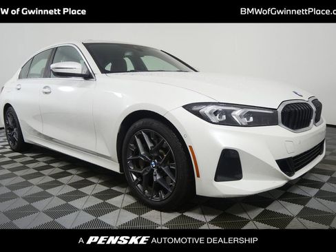 Used 2025 BMW 330i Sedan image 1