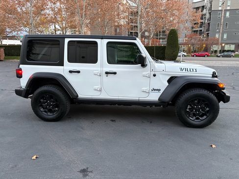 Used 2023 Jeep Wrangler Willys 4xe image 7