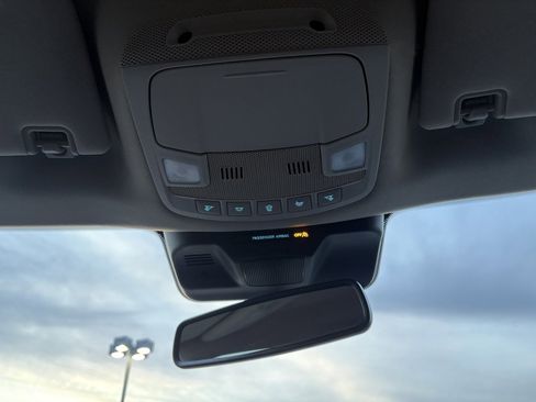 Certified 2024 Ford Expedition XLT image 31