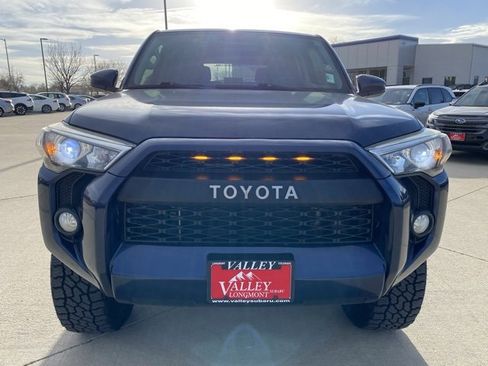 Used 2016 Toyota 4Runner SR5 image 8
