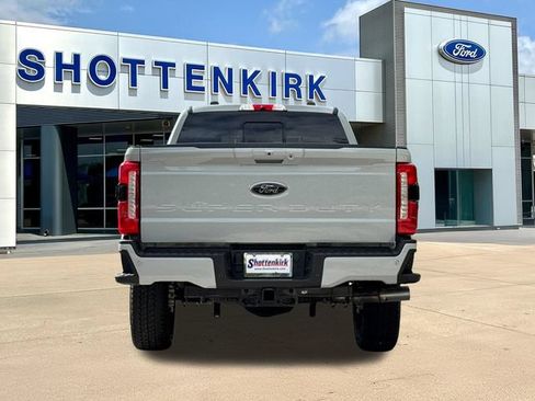 New 2026 Ford F250 Lariat w/ Black Appearance Package AWD/4WD image 8