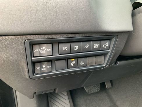 New 2026 Toyota Tundra Platinum AWD/4WD image 17