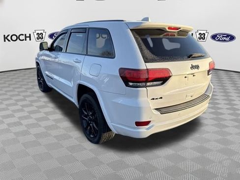 Used 2021 Jeep Grand Cherokee Laredo X image 5