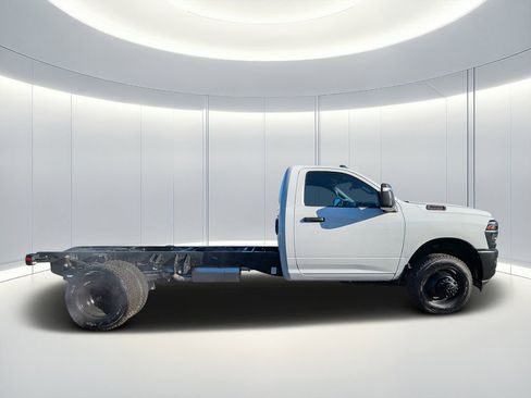 New 2026 RAM 3500 Tradesman image 2