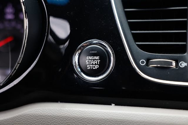 Used 2018 Kia Sedona SX Limited FWD image 33