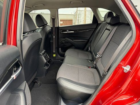 Used 2024 Kia Seltos S image 30