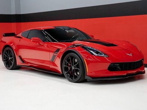 Used 2019 Chevrolet Corvette Grand Sport RWD image 49