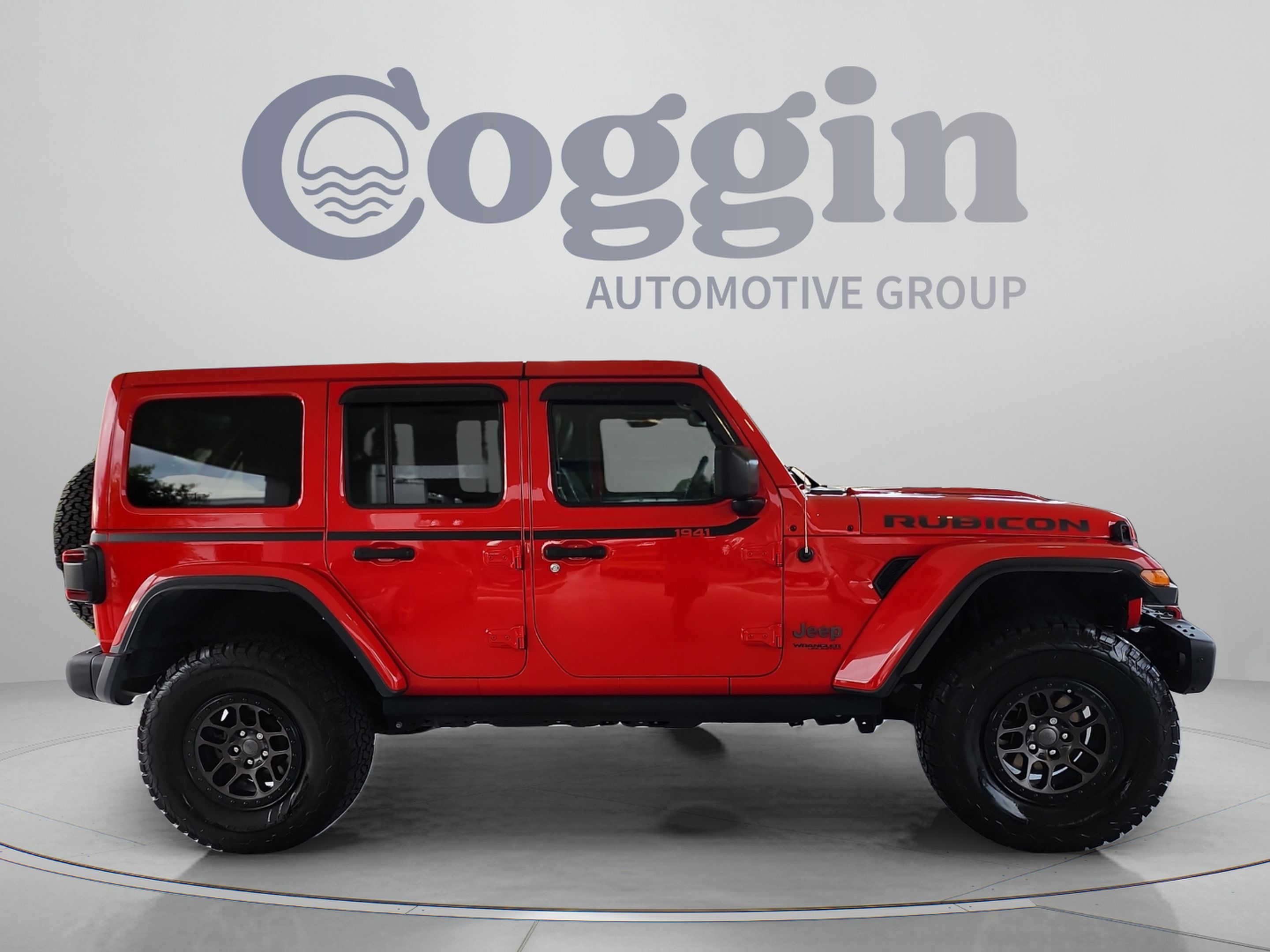Used 2022 Jeep Wrangler Unlimited Rubicon w/ Xtreme Recon 35" Tire Package AWD/4WD image 6