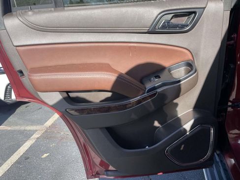 Used 2019 Chevrolet Tahoe Premier image 20