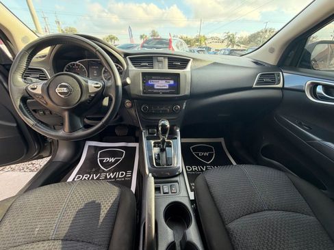 Used 2016 Nissan Sentra SR w/ Driver's Assist Package image 13