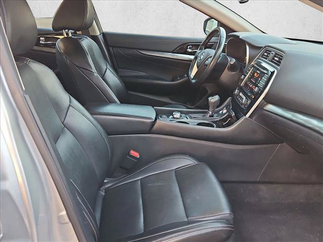Used 2022 Nissan Maxima SV w/ Floor Mat Group FWD image 16